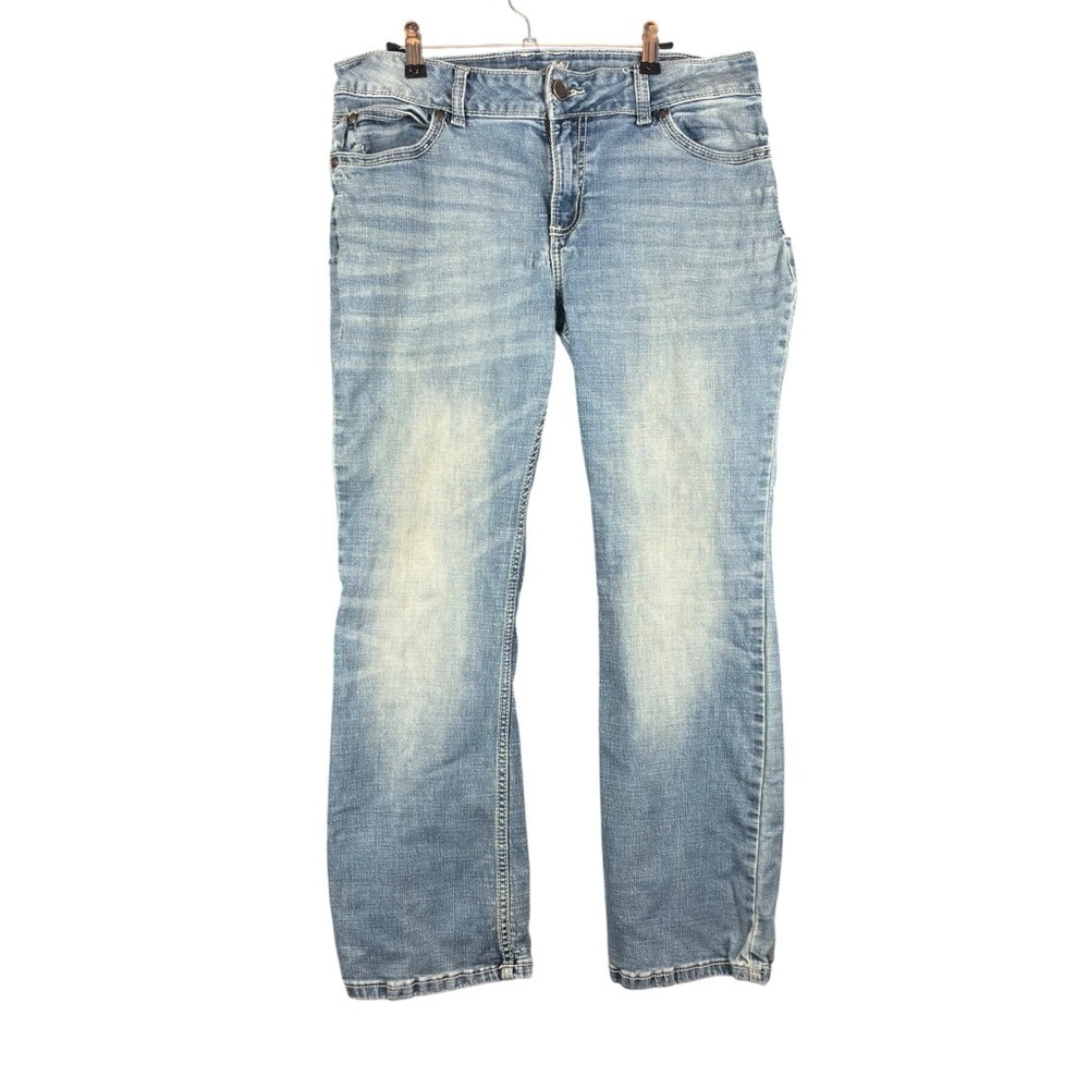 Wrangler Premium Patch Low-rise Bootcut Jeans – Sz 11x32 (Great Condition) - Picture 2 of 13